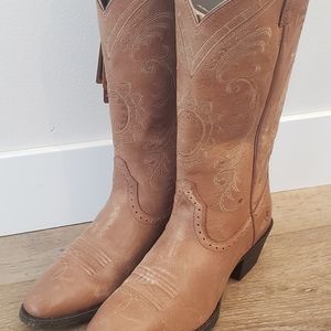 Ariat Cowgirl Boots Size 6.5